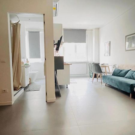 Rainbow Studio Flat- Monolocale Luminoso Milano Dış mekan fotoğraf